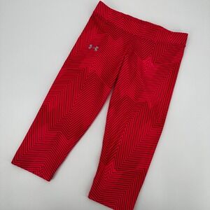Under Armour HeatGear Red Chevron Geometric Capri Leggings Womens Medium Sporty